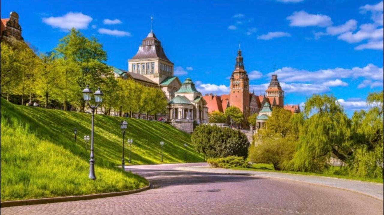 Old Town Resort Deluxe Шчечин Екстериор снимка